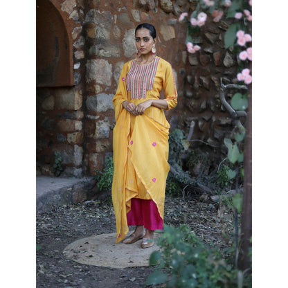 Label Kinjal Modi Chanderi Kurta with Pants and Dupatta-Yellow (Set of 3)