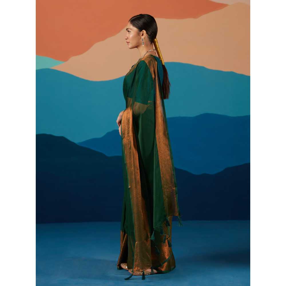 Likha Green Georgette Solid Zari Party Wear Saree & Unstitched Blouse