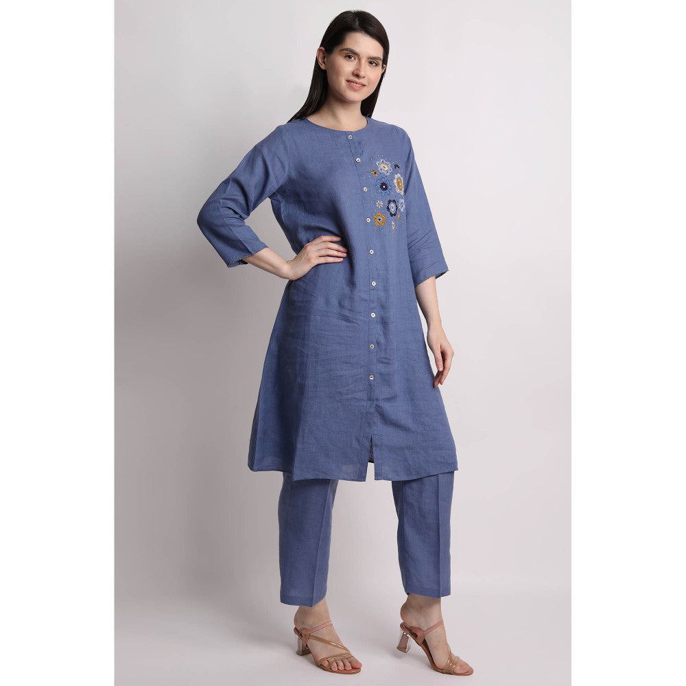 Linen Bloom Blue Floral Embroidered Kurta