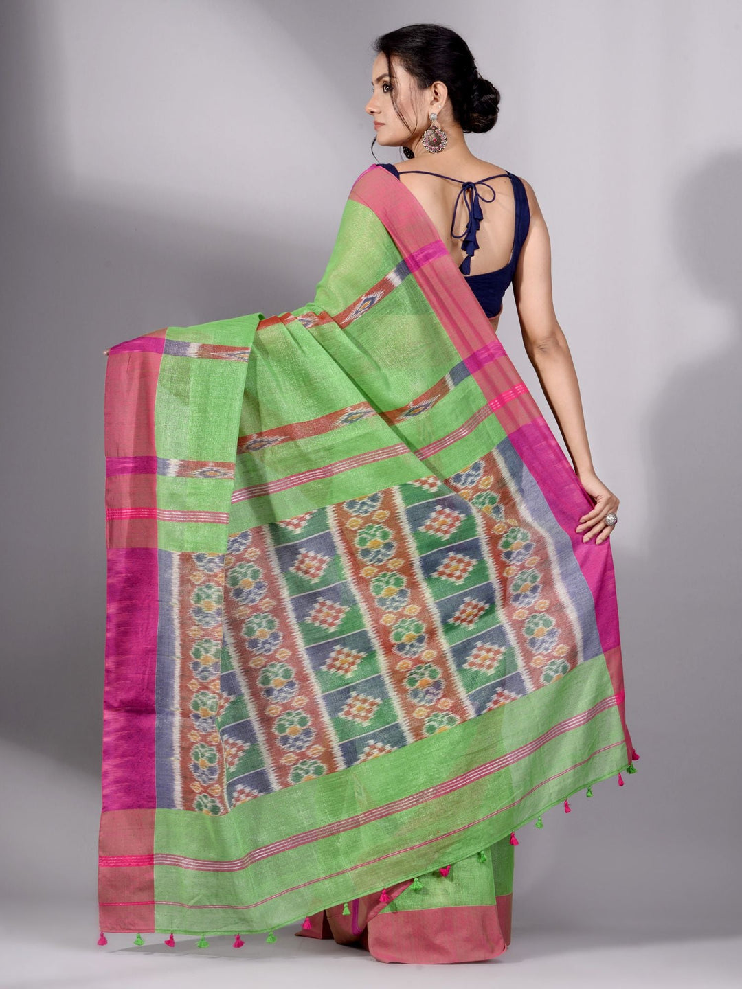 CHARUKRITI Green Tissue Handwoven Saree with Pink Border Without Blouse