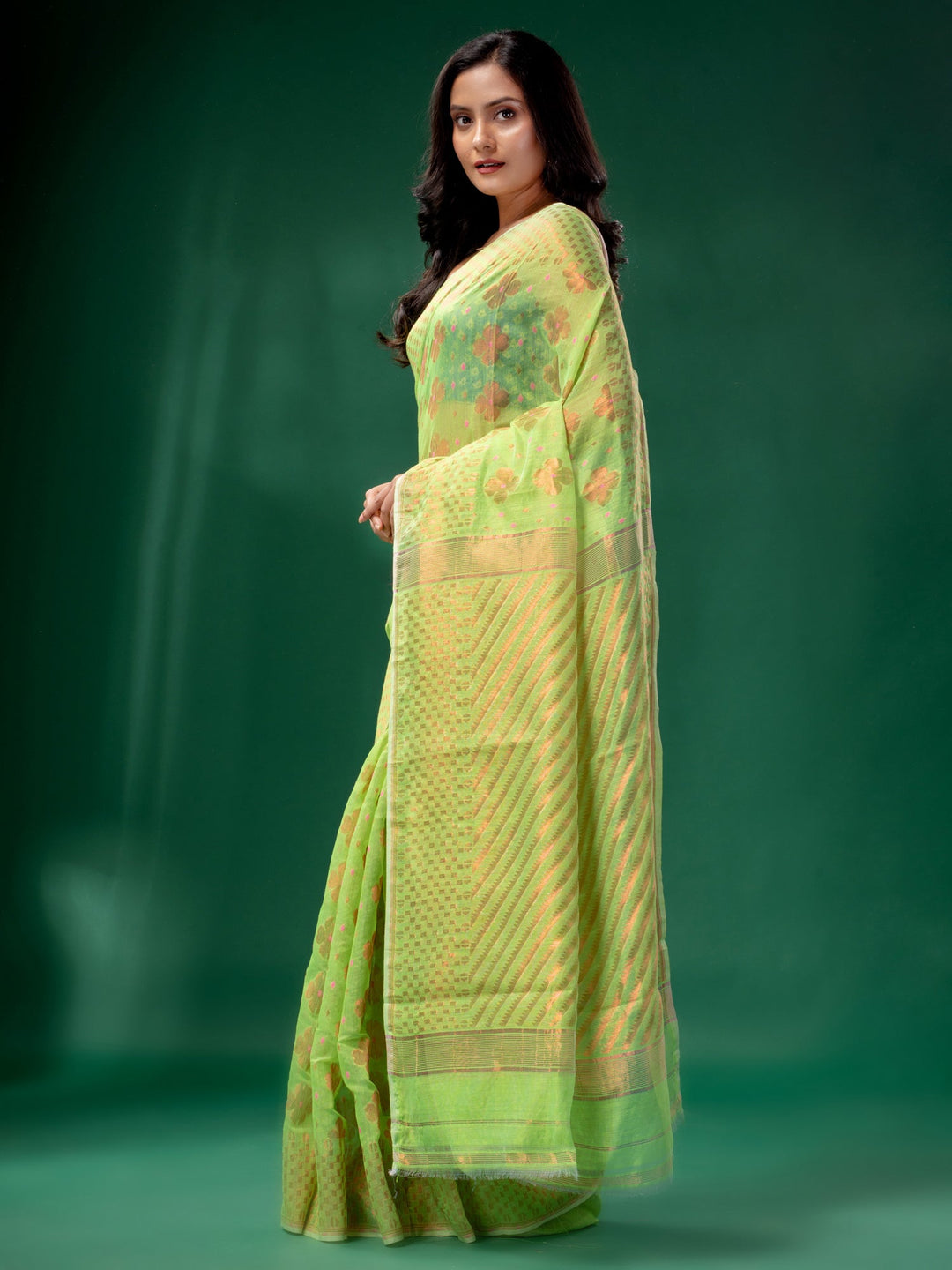 CHARUKRITI Green Cotton Silk Handwoven Soft Jamdani Saree without Blouse