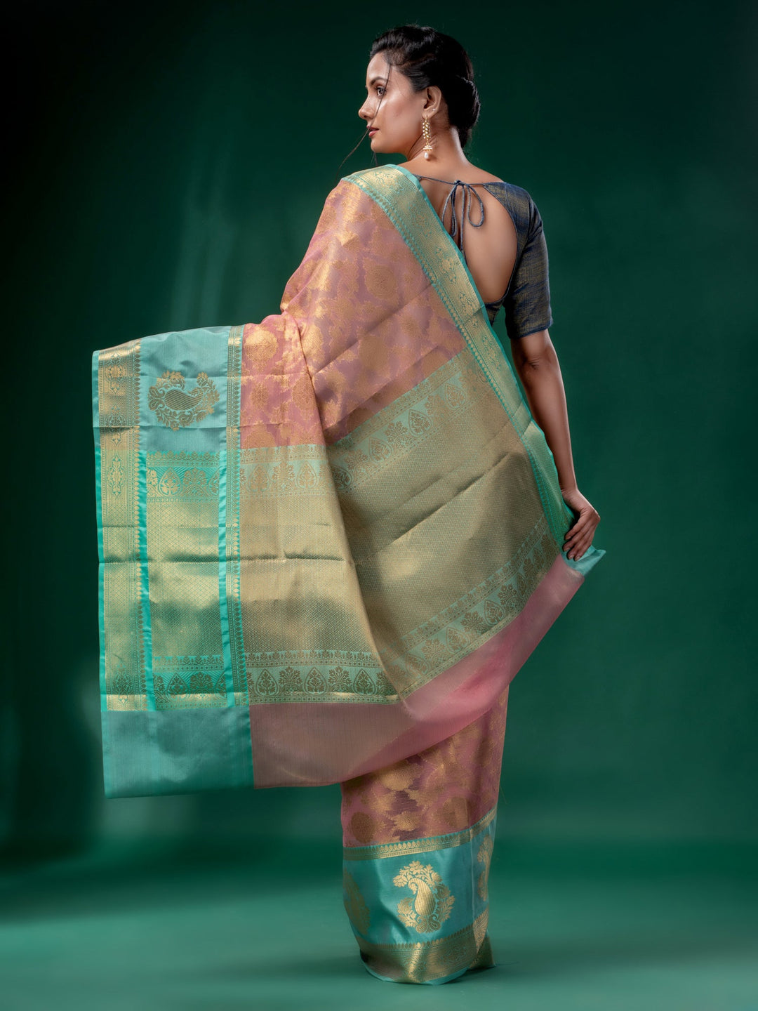 CHARUKRITI Light Pink Organza Kanjivaram Handwoven Saree with Zari Border with Unstitched Blouse