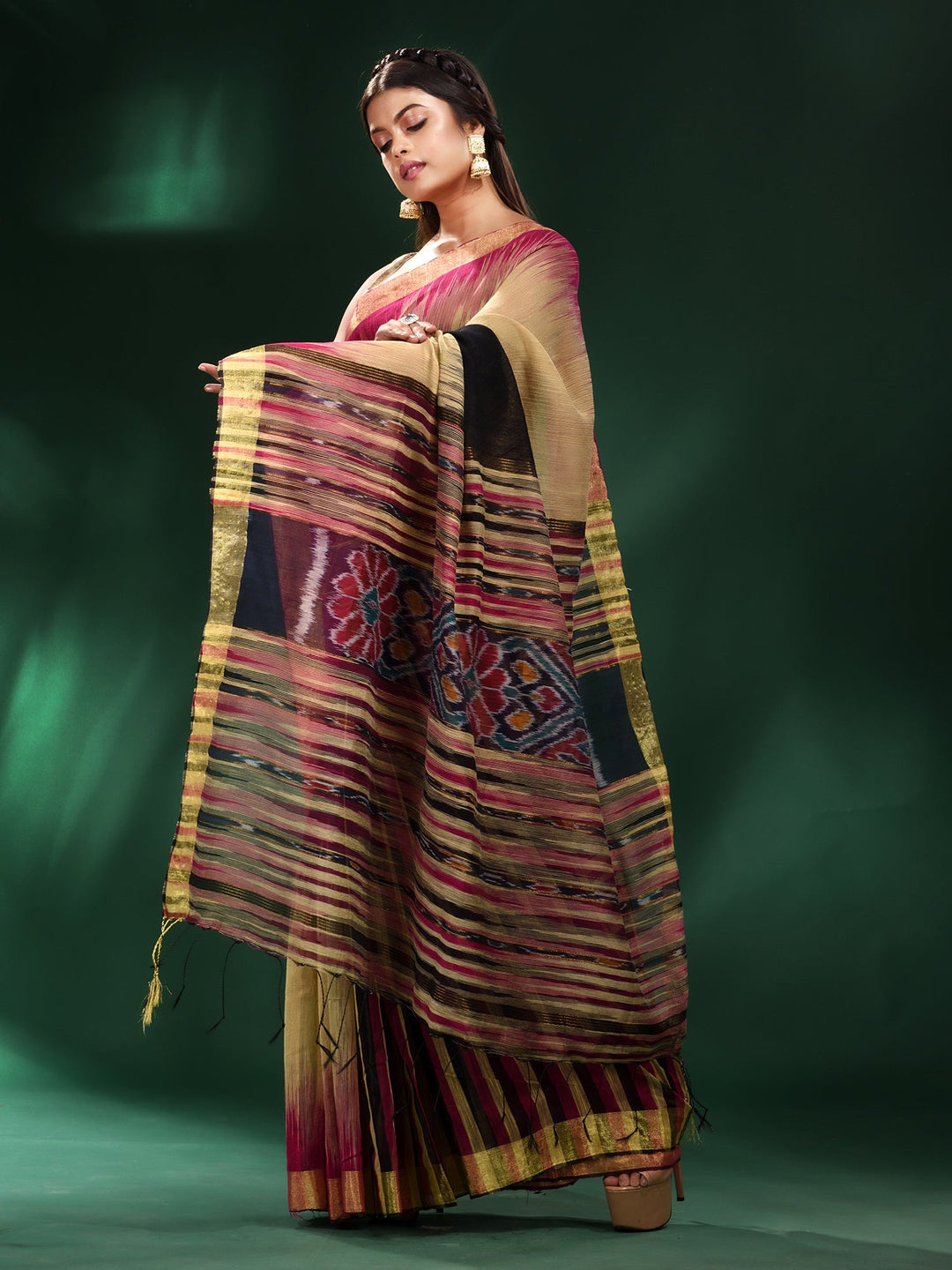 CHARUKRITI Beige Blended Cotton Handwoven Saree with Unstitched Blouse
