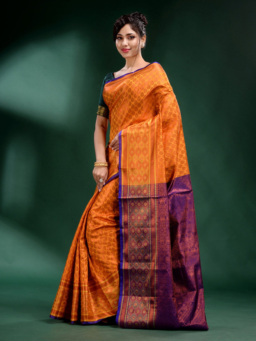 CHARUKRITI Gold Pure Silk Handwoven Soft Saree with Unstitched Blouse