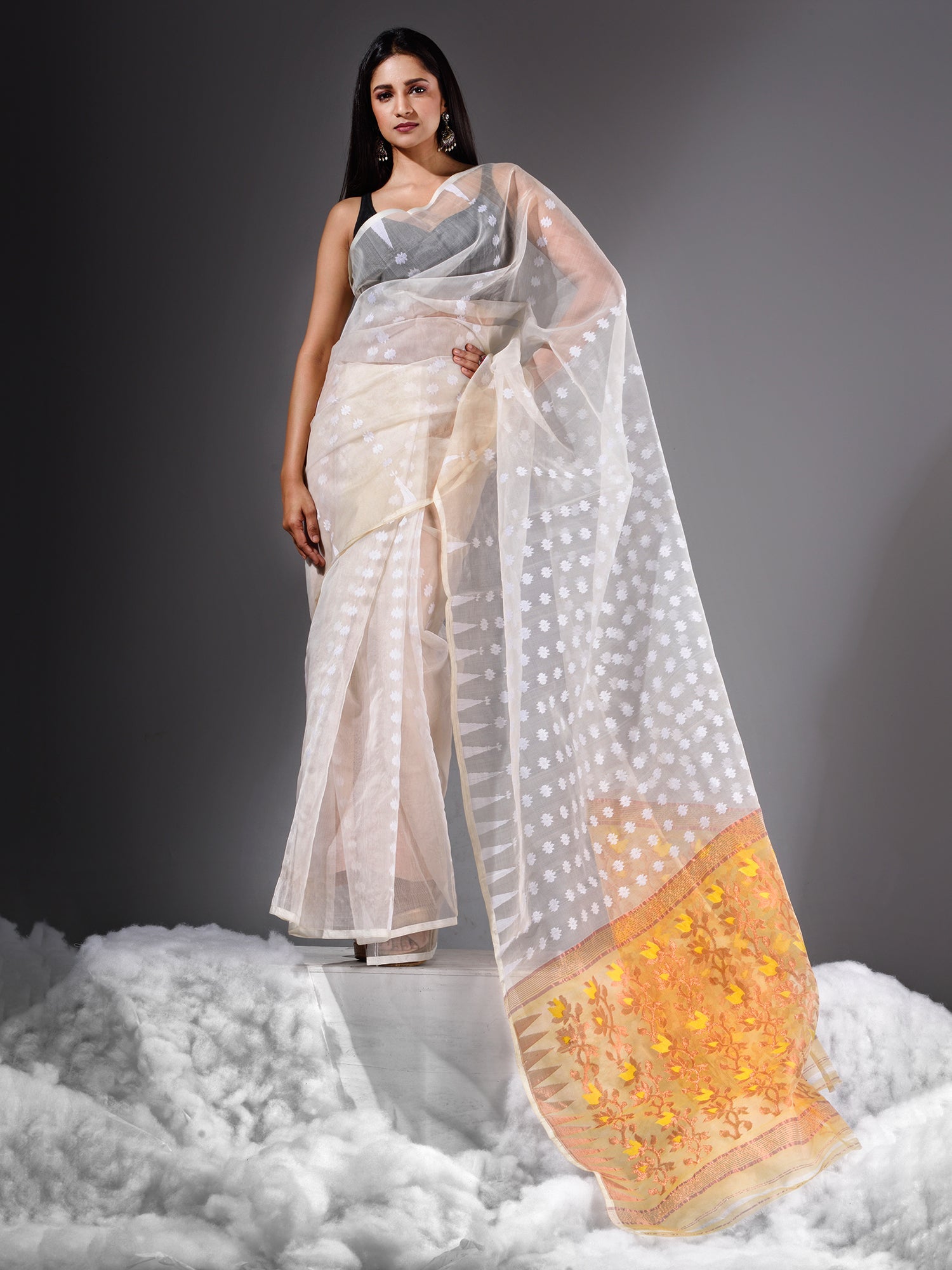 White hand woven blended cotton saree - Charukriti - 3051064 | Jamdani saree,  Saree, Cotton saree