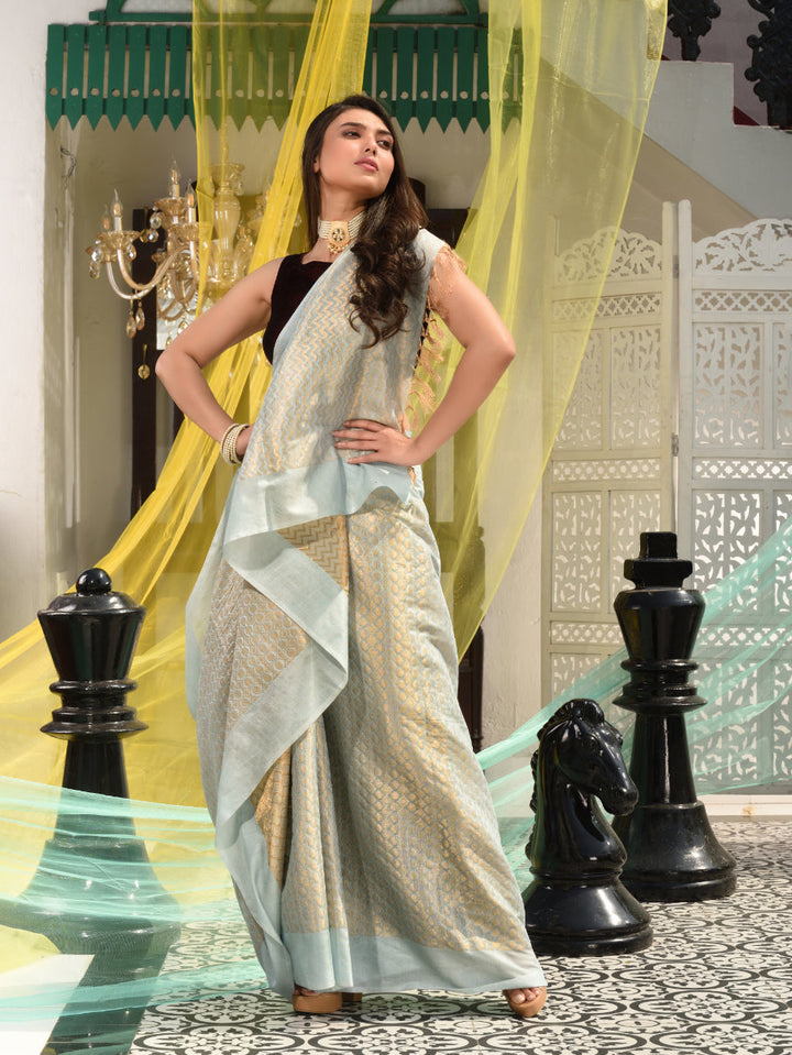 CHARUKRITI Grey Blended Silk Textured Handwoven Saree with Unstitched Blouse Piece