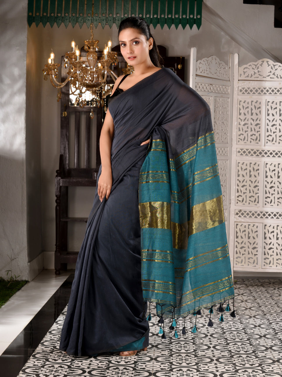 CHARUKRITI Teal Blue Cotton Handwoven Saree With Zari In Pallu Unstitched Blouse Piece