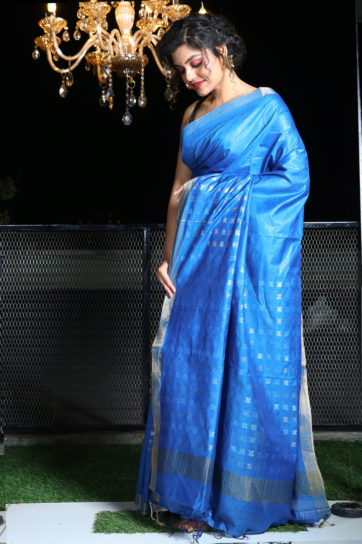 CHARUKRITI Blue Blended Cotton Saree with Unstitched Blouse