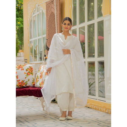 Maison Shefali Shwet Gota Work Kurta with Salwar and Dupatta (Set of 3)