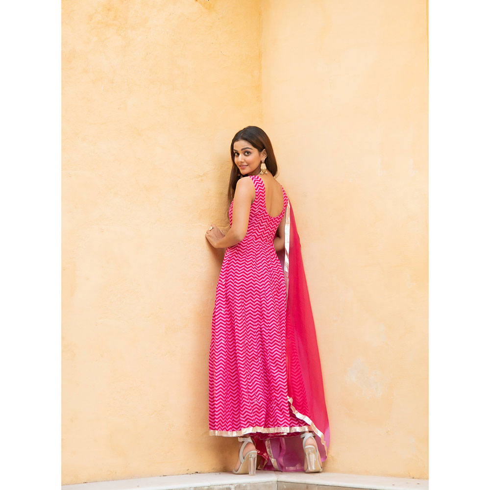 Maison Shefali Gulaal Kalidaar Anarkali Kurta with Dupatta (Set of 2)