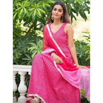 Maison Shefali Gulaal Kalidaar Anarkali Kurta with Dupatta (Set of 2)