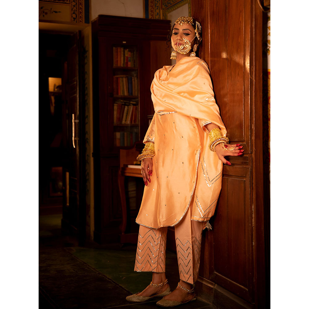 Maison Shefali Zara Gulaabi Chanderi Silk Kurta Pant (Set of 3)