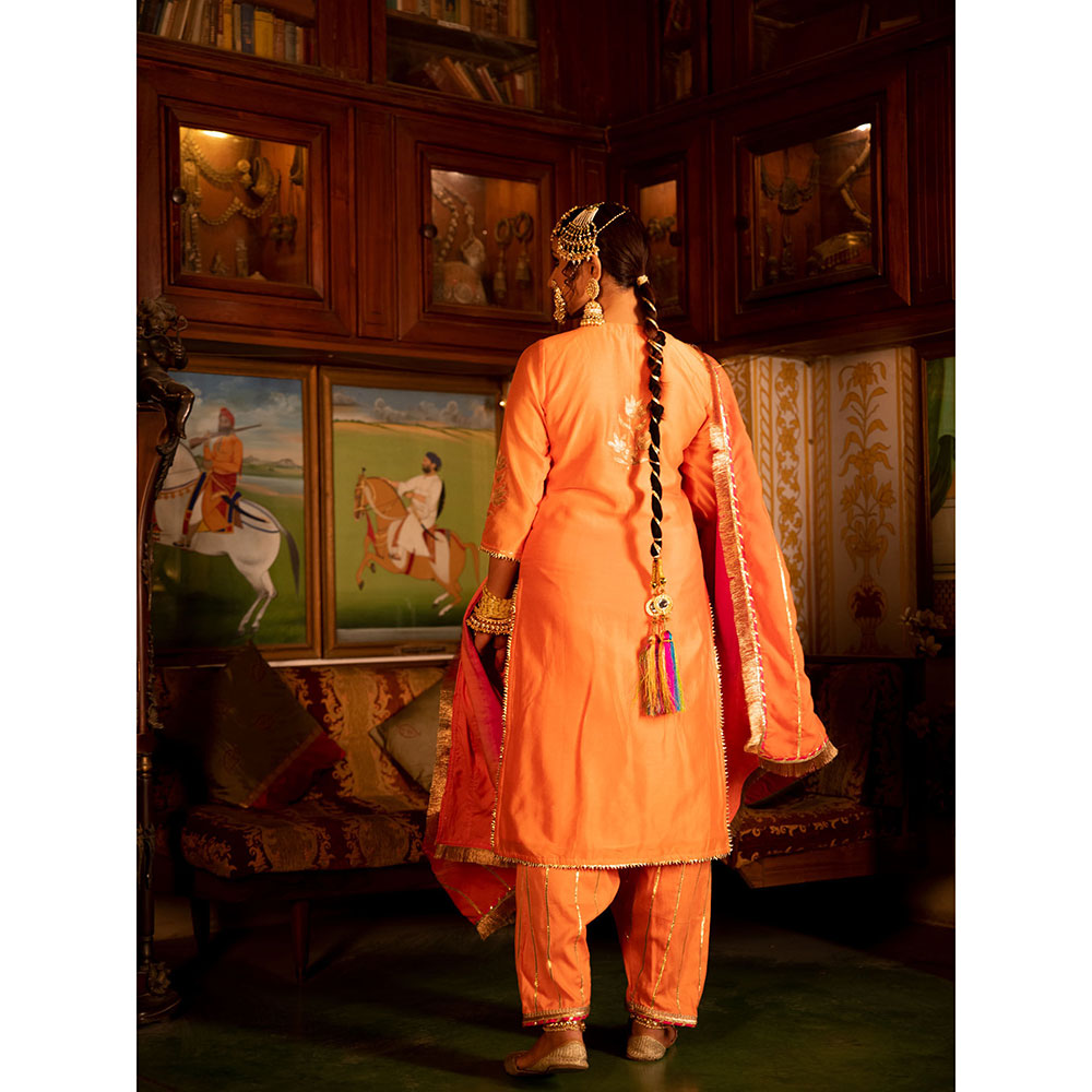 Maison Shefali Ulfat Chanderi Silk Kurta Salwar (Set of 3)