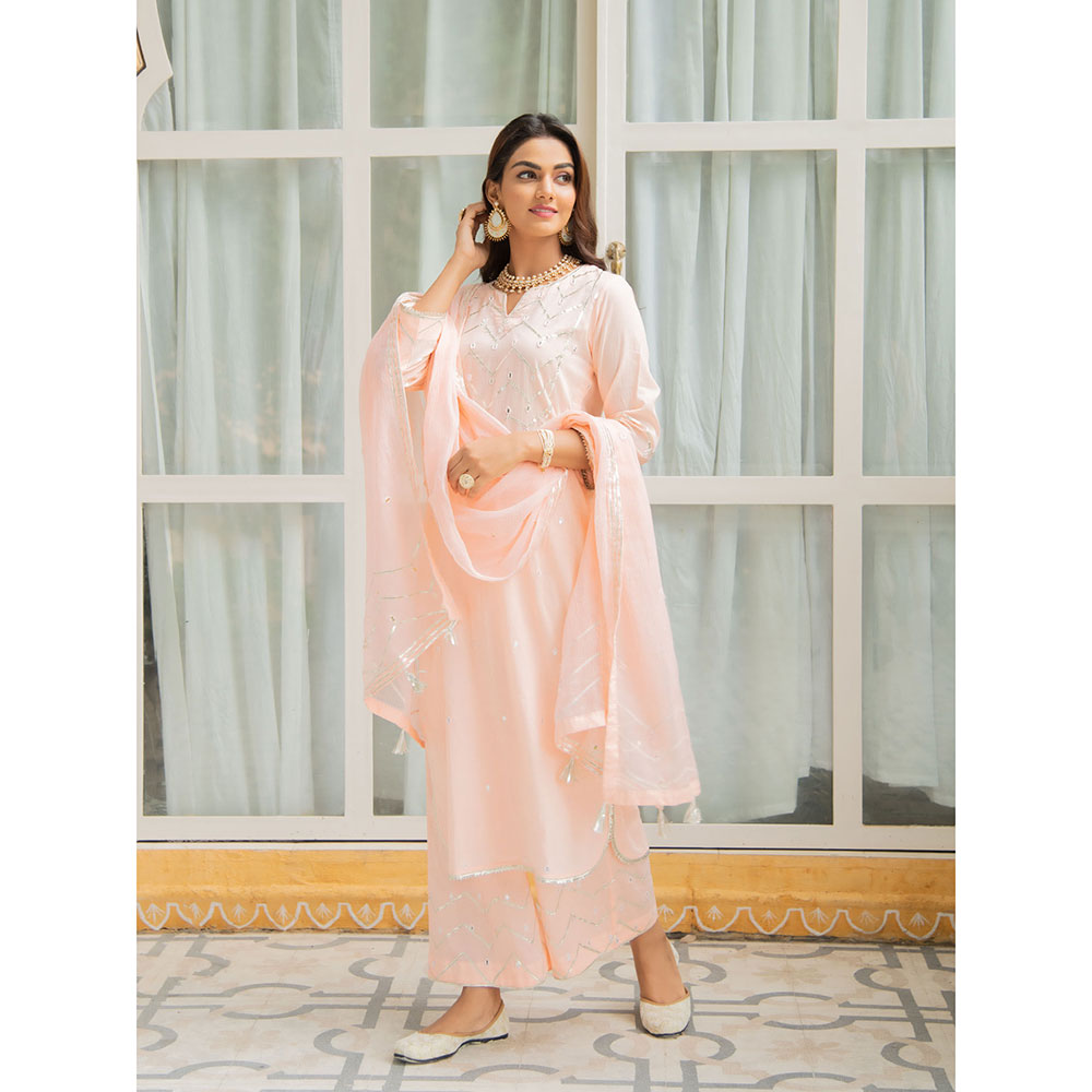 Maison Shefali Noor Amaltas Peach Gota Mirror Work Kurta (Set of 3)