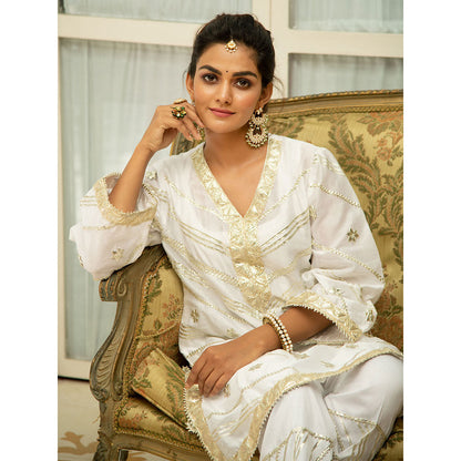 Maison Shefali Noor Swetambari Gota Work Kurta (Set of 3)