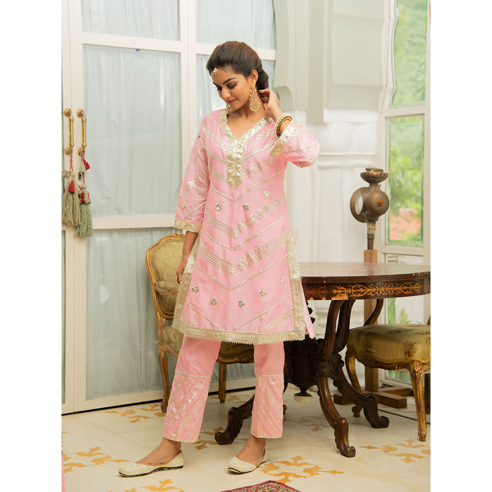 Maison Shefali Noor Gulabari Gota Work Kurta (Set of 3)