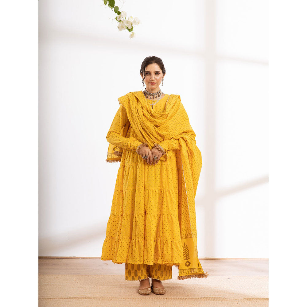 Maison Shefali Kalindi Suit Anarkali Pant And Dupatta (Set of 3)