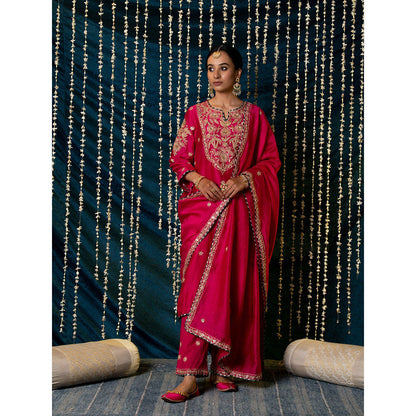 Maison Shefali Gulaab Kurta (Set of 3)