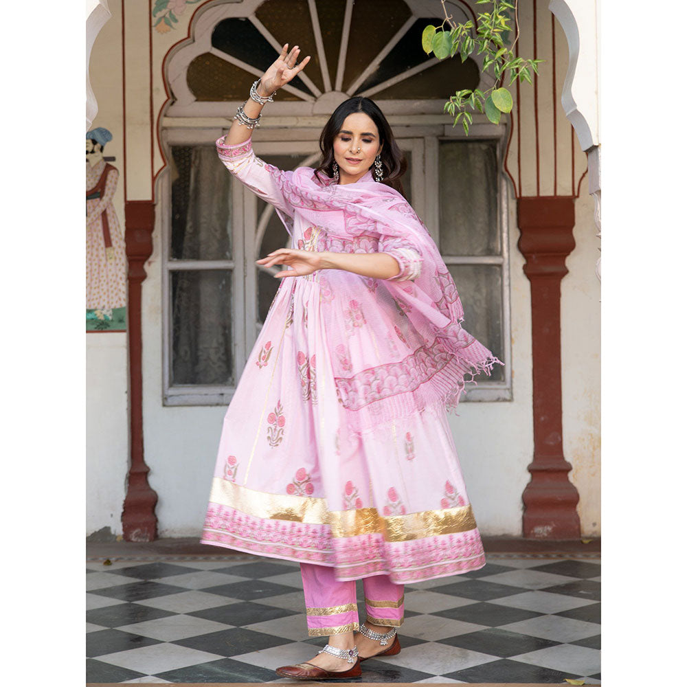 Maison Shefali Chaand Tahira Gulaabi Anarkali Pant And Dupatta (Set of 3)