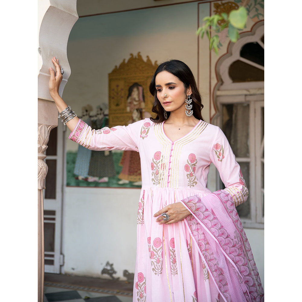 Maison Shefali Chaand Tahira Gulaabi Anarkali Pant And Dupatta (Set of 3)