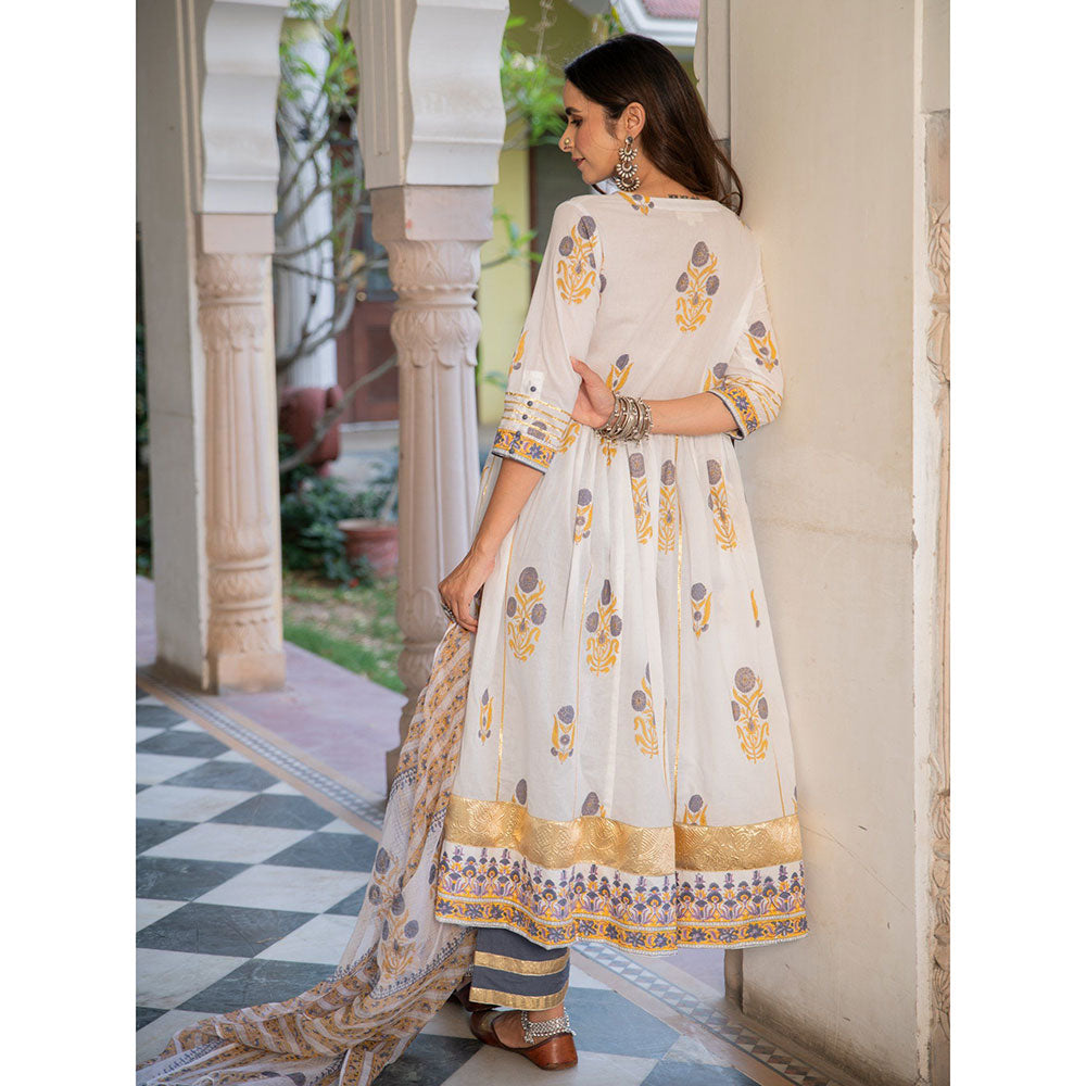 Maison Shefali Chaand Tahira Anarkali Pant And Dupatta (Set of 3)