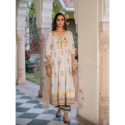 Maison Shefali Chaand Tahira Anarkali Pant And Dupatta (Set of 3)