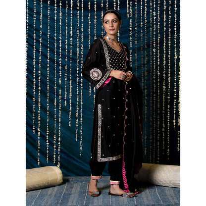 Maison Shefali Hunar Ragini Kurta (Set of 3)