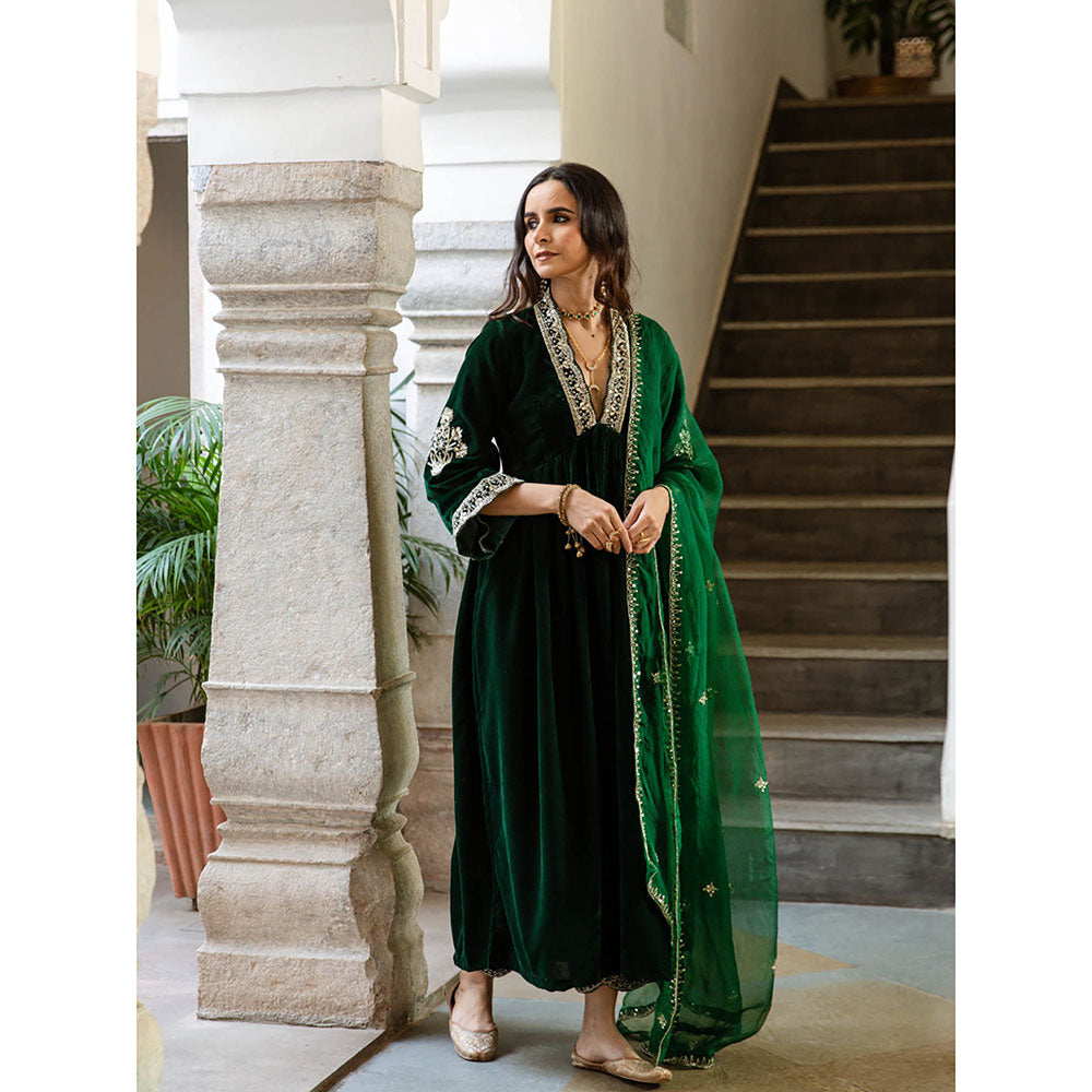 Maison Shefali Khizaan Panna - Velvet Embroidered Kurta & Pant with Dupatta (Set of 3)