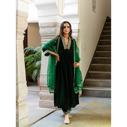 Maison Shefali Khizaan Panna - Velvet Embroidered Kurta & Pant with Dupatta (Set of 3)