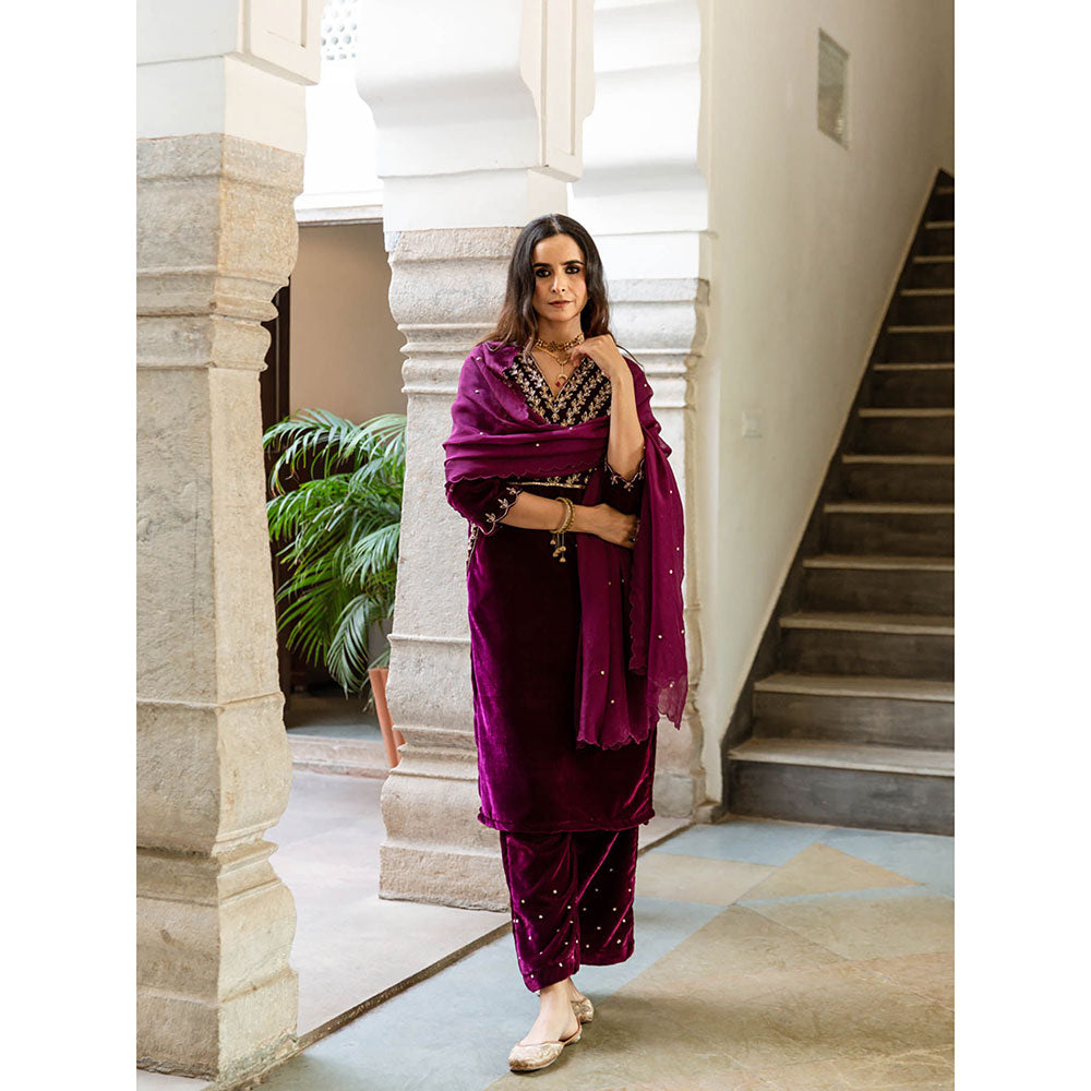 Maison Shefali Roya - Velvet Embroidered Kurta & Pant with Dupatta (Set of 3)