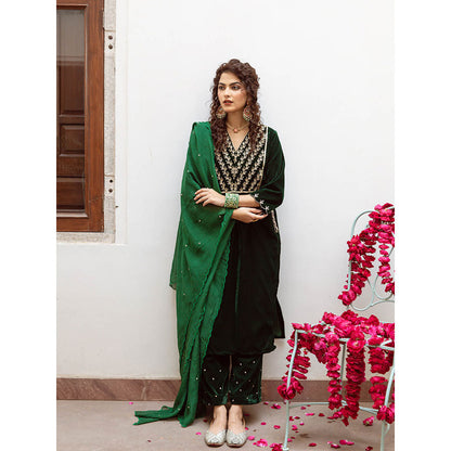 Maison Shefali Roya Panna - Velvet Embroidered Kurta & Pant with Dupatta (Set of 3)