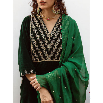 Maison Shefali Roya Panna - Velvet Embroidered Kurta & Pant with Dupatta (Set of 3)