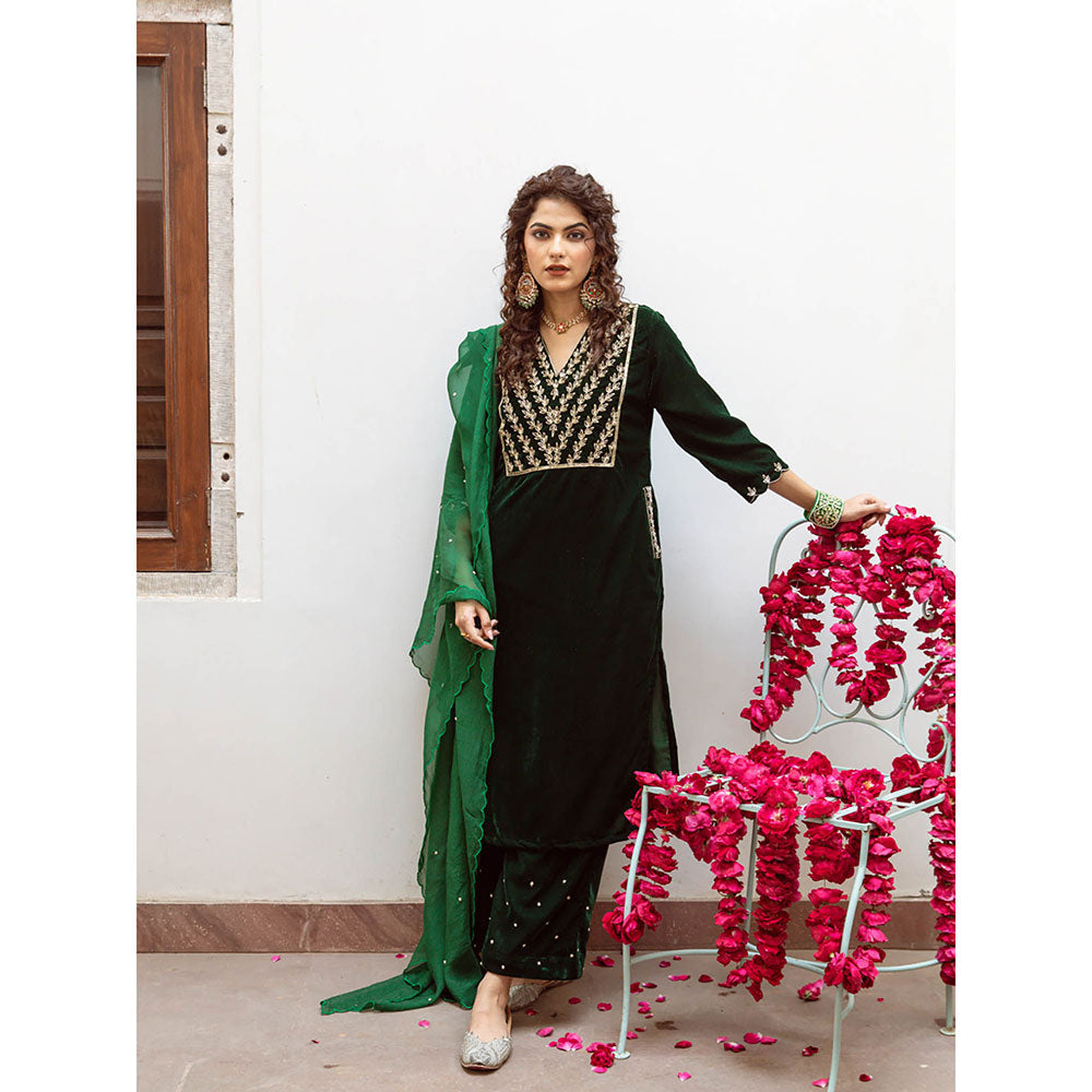Maison Shefali Roya Panna - Velvet Embroidered Kurta & Pant with Dupatta (Set of 3)