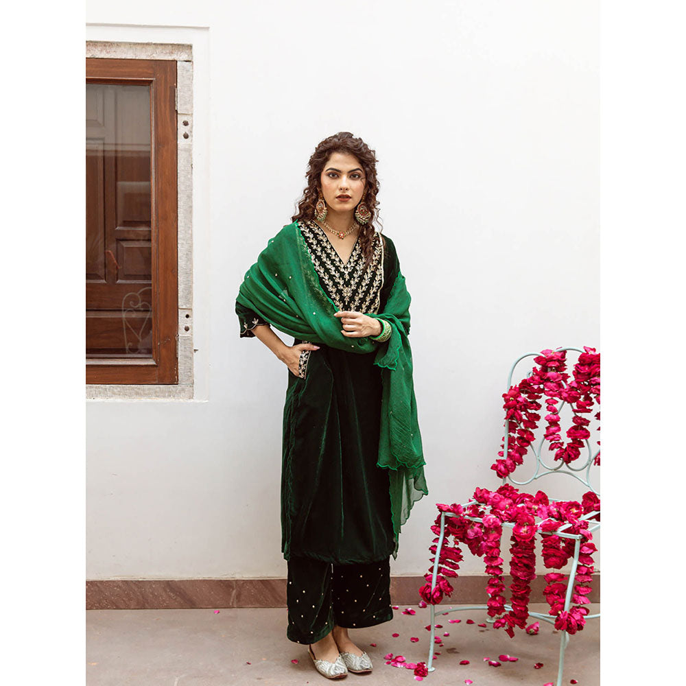 Maison Shefali Roya Panna - Velvet Embroidered Kurta & Pant with Dupatta (Set of 3)