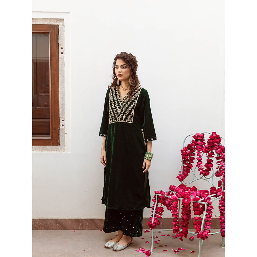 Maison Shefali Roya Panna - Velvet Embroidered Kurta & Pant with Dupatta (Set of 3)