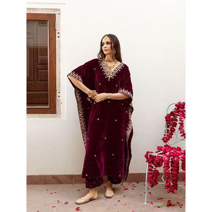 Maison Shefali Ibtida - Velvet Embroidered Kaftan & Pant (Set of 2)
