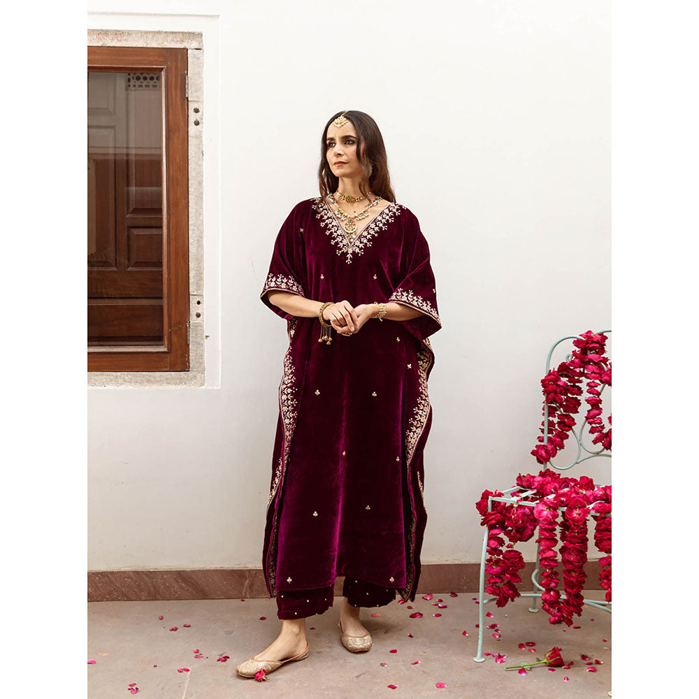 Maison Shefali Ibtida - Velvet Embroidered Kaftan & Pant (Set of 2)