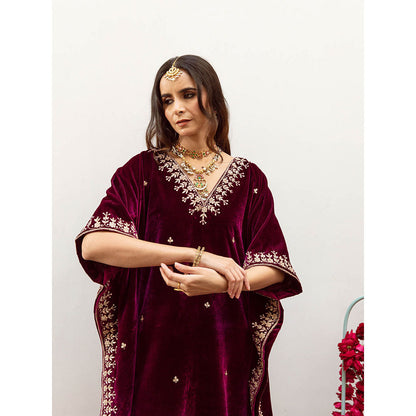 Maison Shefali Ibtida - Velvet Embroidered Kaftan & Pant (Set of 2)