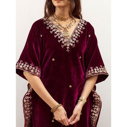 Maison Shefali Ibtida - Velvet Embroidered Kaftan & Pant (Set of 2)