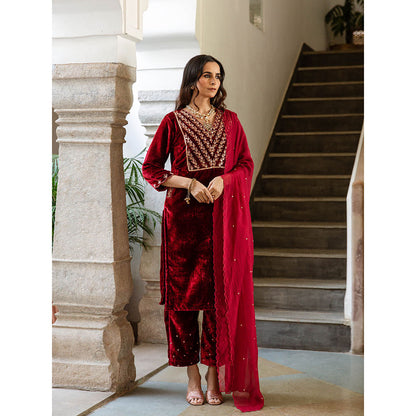 Maison Shefali Roya Gulaab - Velvet Embroidered Kurta & Pant with Dupatta (Set of 3)
