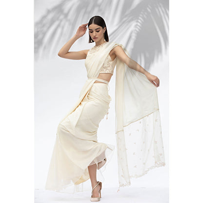 MANDIRA WIRK Ivory Pre Pleated Saree Belt With Blouse (Set Of 3)