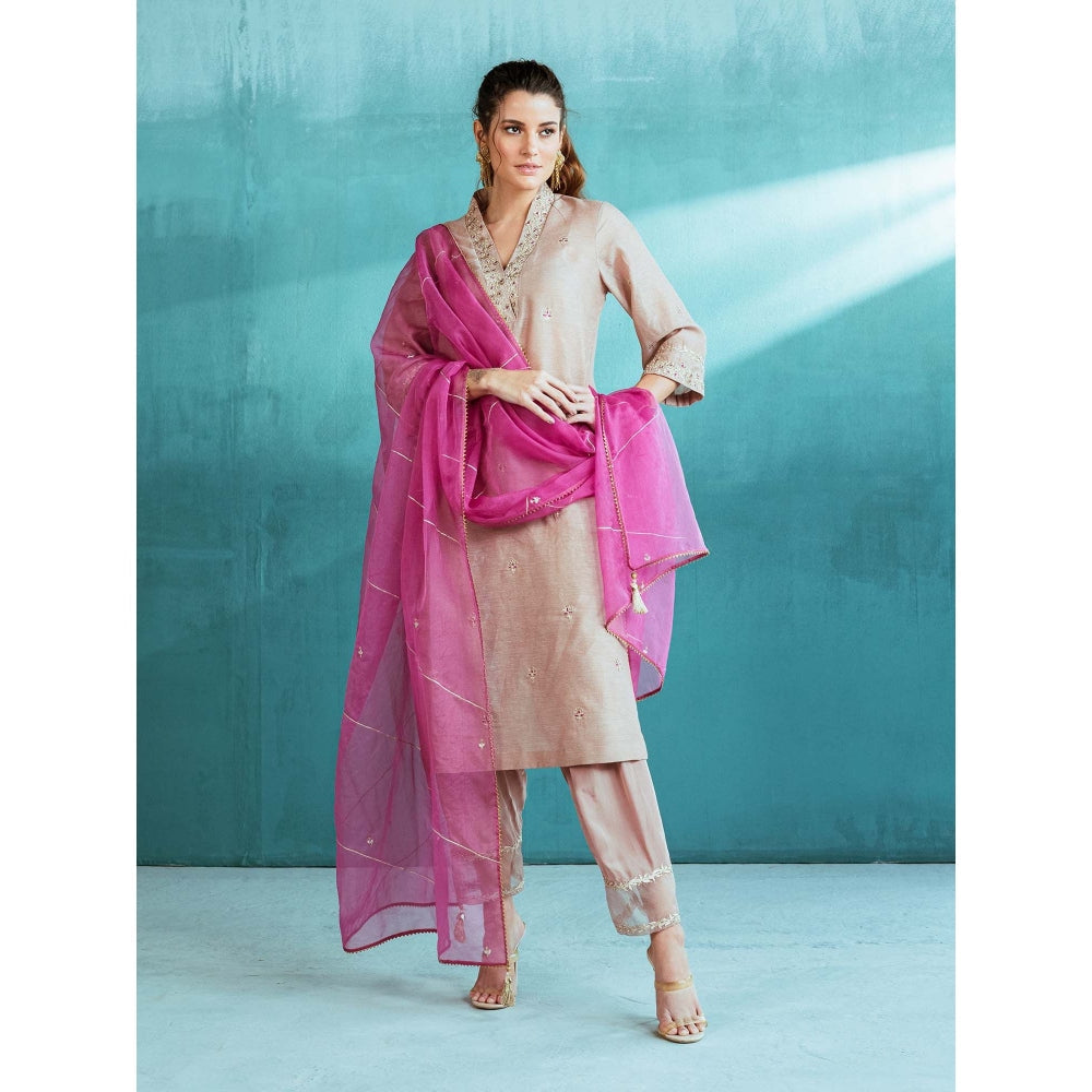 MANDIRA WIRK Rosy Pink Chanderi Kurta Salwar Suit (Set of 4)