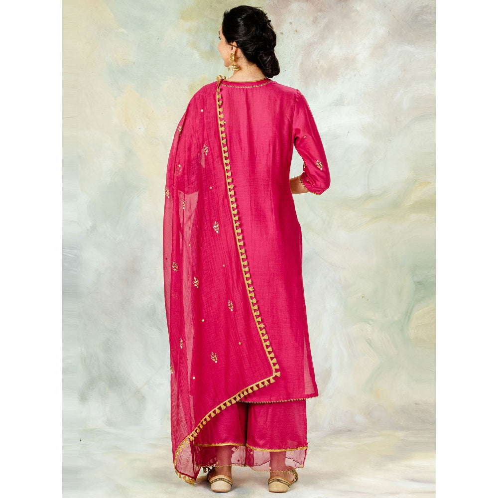 Mandira Wirk Fuchsia Embroidered Kurta With Gota Detailing & Pant And Dupatta (Set of 3)