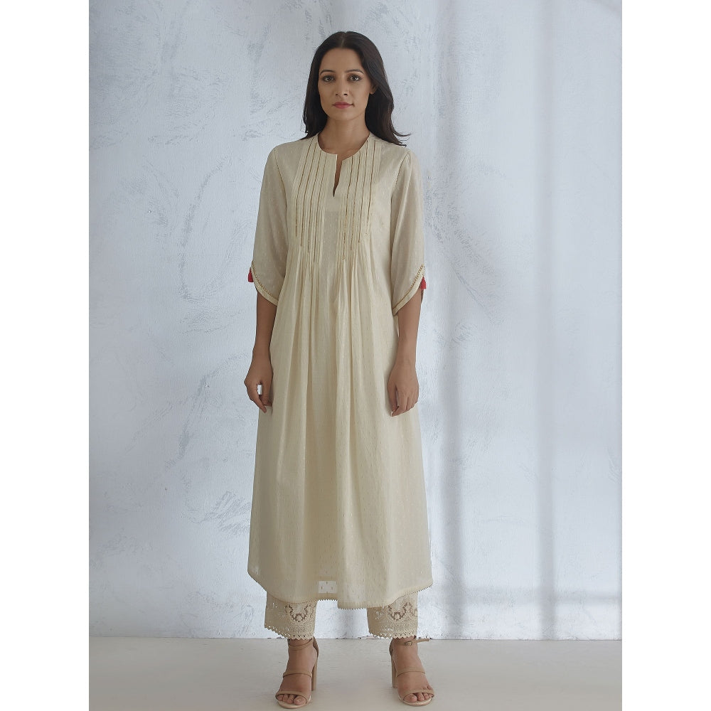 Mandira Wirk Ivory Kurta With Straight Pant (Set of 2)