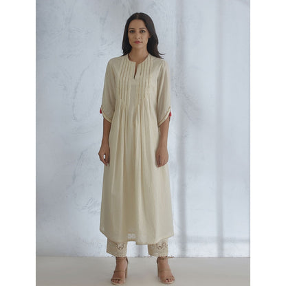 Mandira Wirk Ivory Kurta With Straight Pant (Set of 2)