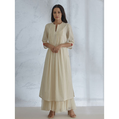 Mandira Wirk Ivory Kurta With Straight Pant (Set of 2)