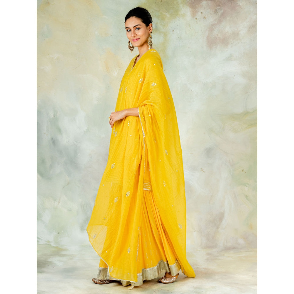 Mandira Wirk Scalloped Kurta With Silver Gota Embroidery And Sharara & Dupatta (Set of 3)