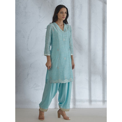 Mandira Wirk Scalloped Kurta With Salwar And Dupatta (Set of 3)