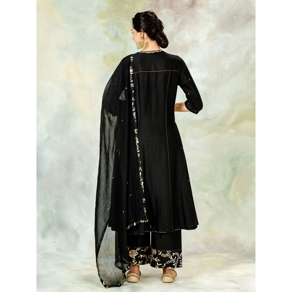 Mandira Wirk Embellished Kurta With Black Palazzo And Hand Embroidered Dupatta (Set of 3)