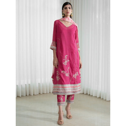 Mandira Wirk Pink Kurta (Set of 3)